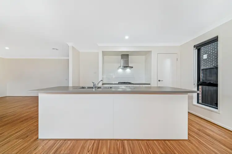 Fifth view of Homely house listing, 23 Statham View, Cranbourne West VIC 3977