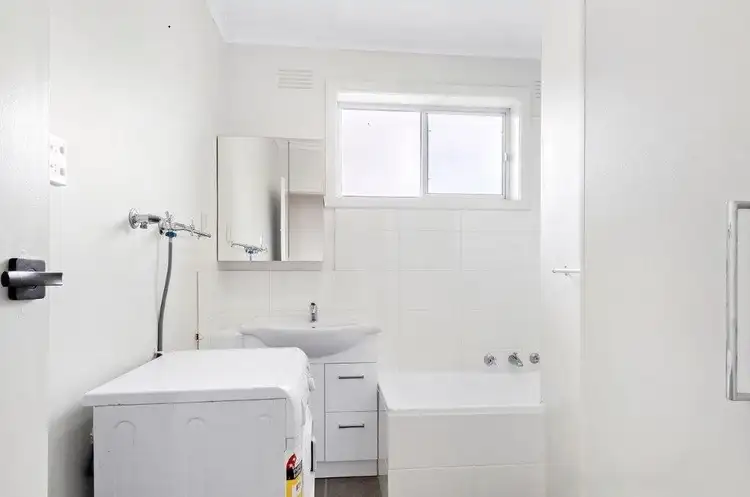 Fourth view of Homely apartment listing, 5/1359 Nepean Highway, Cheltenham VIC 3192