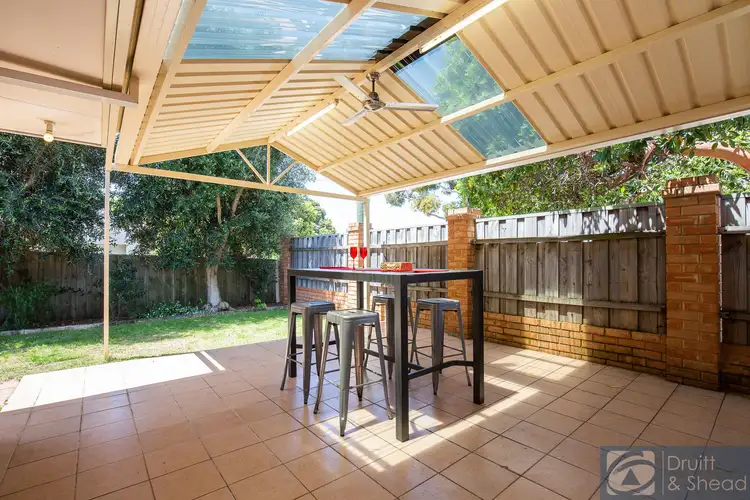 11 Crocker Road, Innaloo WA 6018