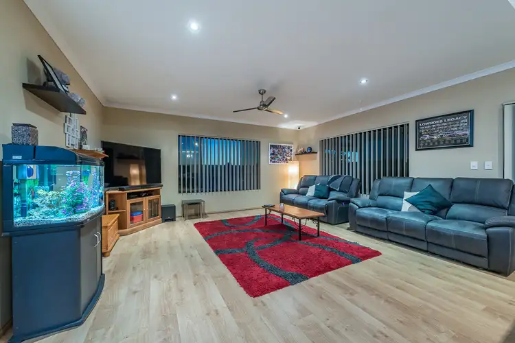 Sixth view of Homely house listing, 10 Ronsard View, Ridgewood WA 6030
