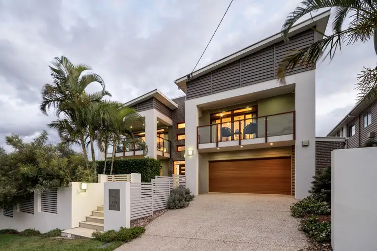 119 Fifth Avenue, Balmoral QLD 4171