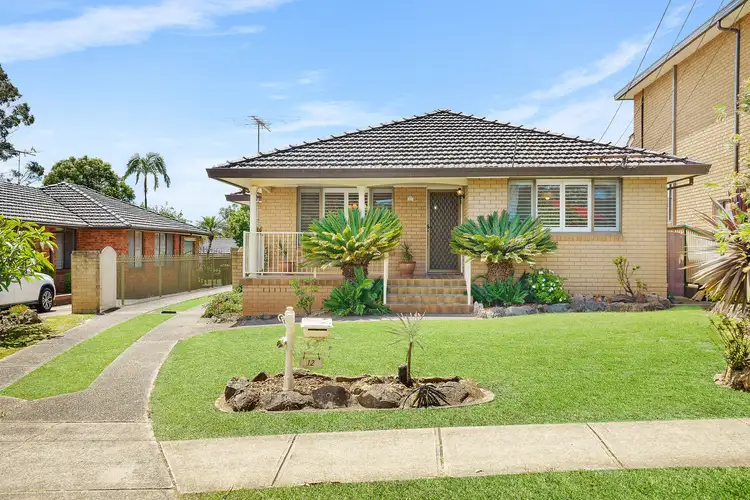 12 Normac Road, Girraween NSW 2145