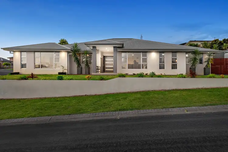 22 Woodbridge Drive, Cameron Park NSW 2285