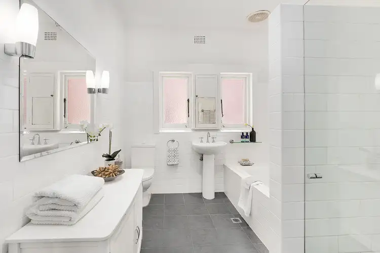 Fifth view of Homely apartment listing, 3/33 Bennett Street, Bondi NSW 2026