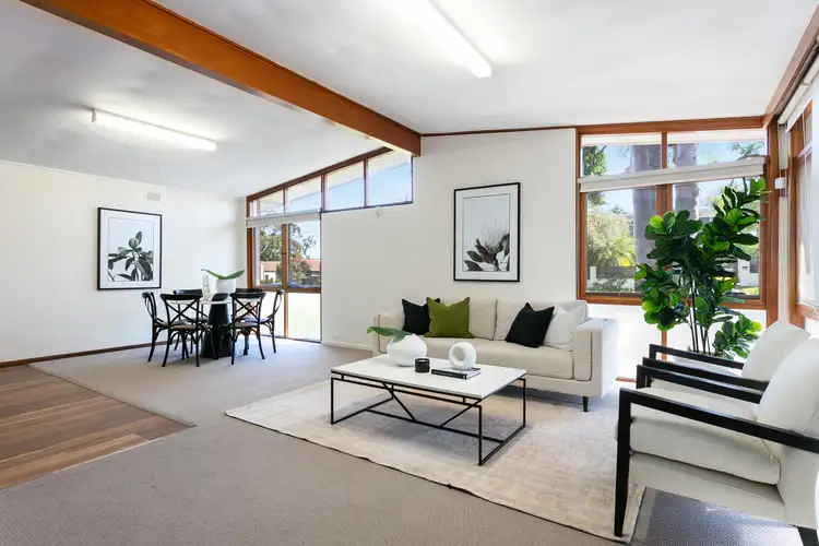 9 Grandview Crescent, Lugarno NSW 2210
