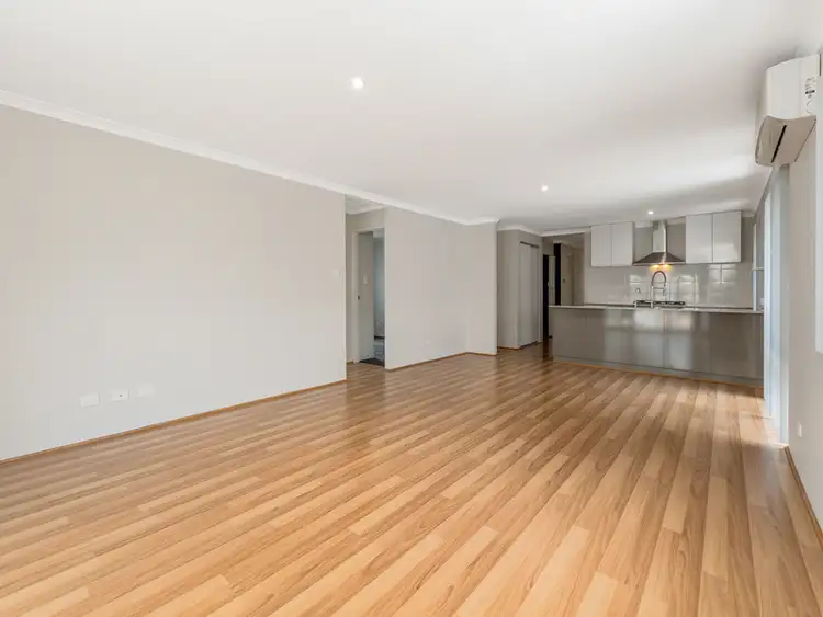 Sixth view of Homely house listing, 8 Evandale Way, Harrisdale WA 6112