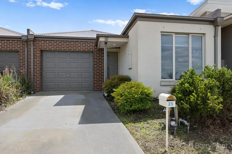 35 Havana Parade, Pakenham VIC 3810