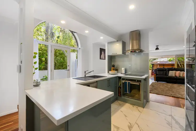 1/25 Charlton Street, Southport QLD 4215