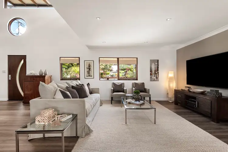 Second view of Homely house listing, 10 Brentwood Place, Frenchs Forest NSW 2086