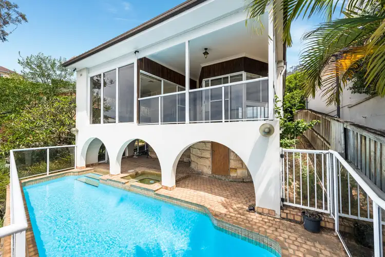 33 Cowdroy Avenue, Cammeray NSW 2062
