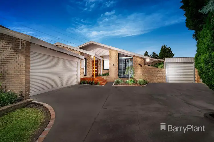 9 Whitfield Court, Mill Park VIC 3082