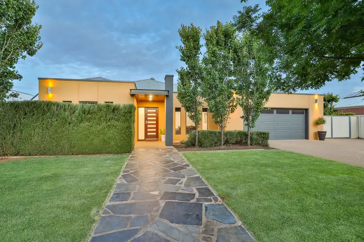 8 Casuarina Way, Buronga NSW 2739