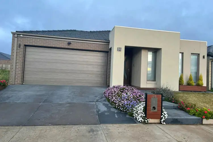 26 Loganberry Road, Manor Lakes VIC 3024