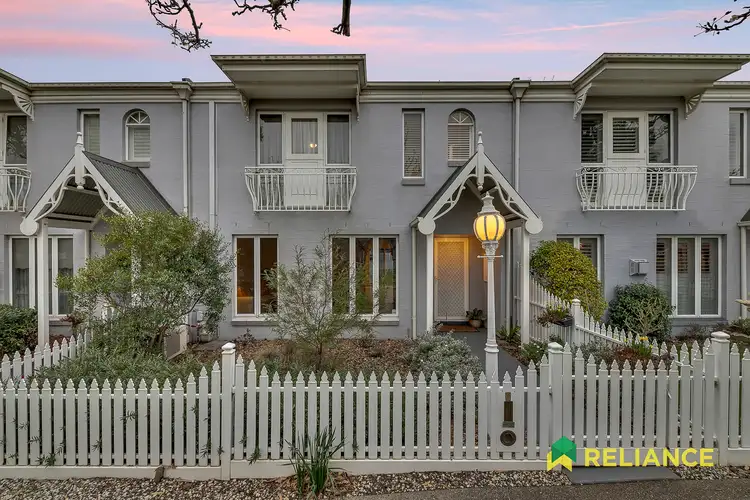 6 Lauriston Walk, Sunbury VIC 3429