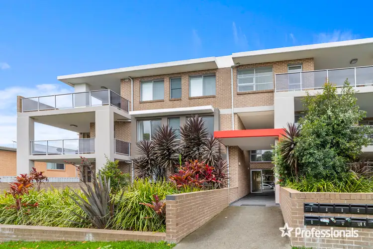 13/4-6 Lawrence Street, Peakhurst NSW 2210