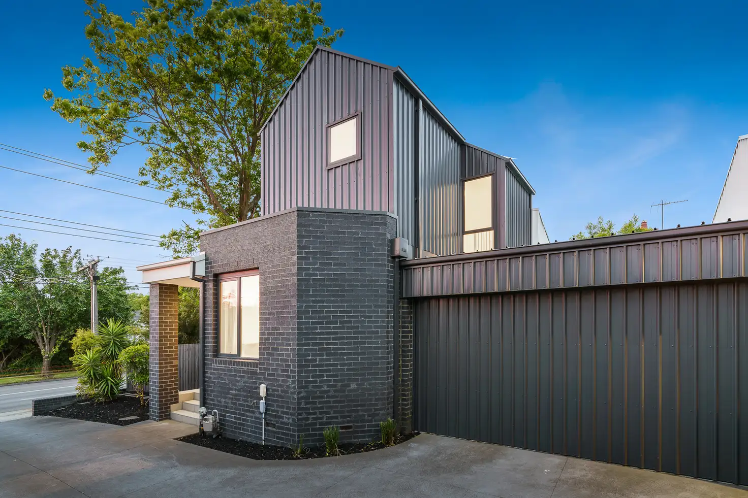 Main view of Homely townhouse listing, 1/436 Middleborough Road, Blackburn VIC 3130