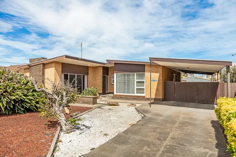 65 Kalgoorlie Avenue, Port Noarlunga South SA 5167