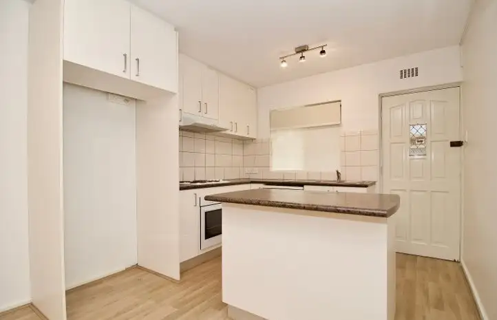 6/76 Kent Street, Rockingham WA 6168