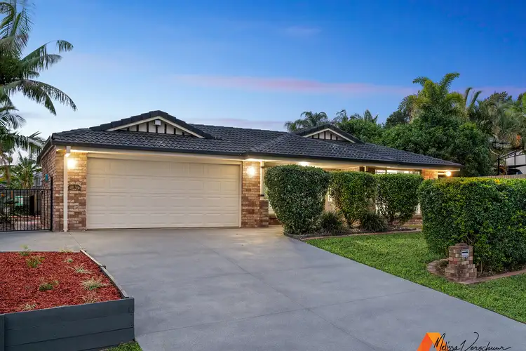 8 Gleditsia Close, Regents Park QLD 4118