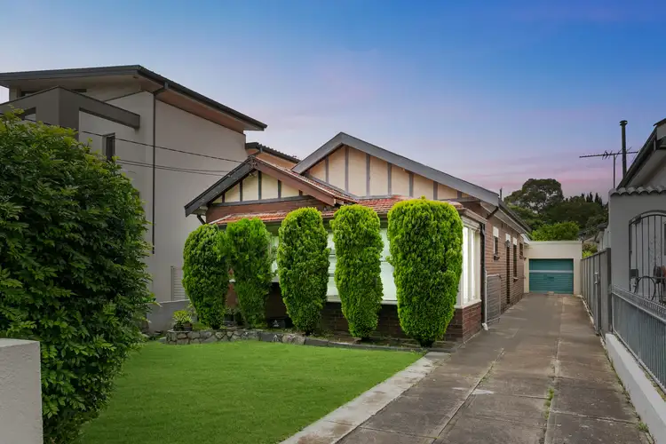 32 Nelson Road, Earlwood NSW 2206