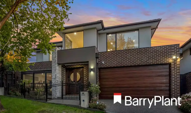 Third view of Homely house listing, 4 Oak Court, Mount Waverley VIC 3149