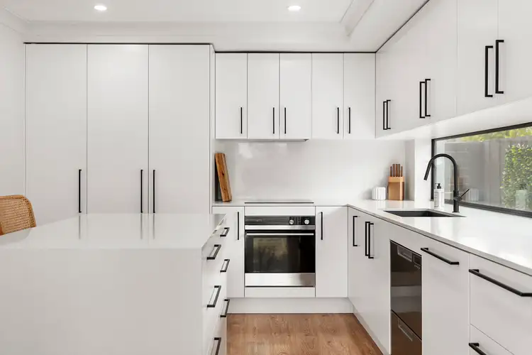 Sixth view of Homely house listing, 10 Greenbrook Drive, Epping VIC 3076