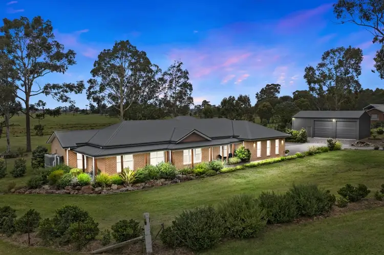 8 Sanctuary Place, Wallalong NSW 2320