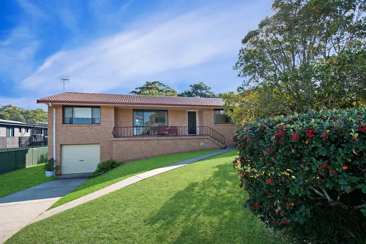 97 Carroll Avenue, Mollymook Beach NSW 2539