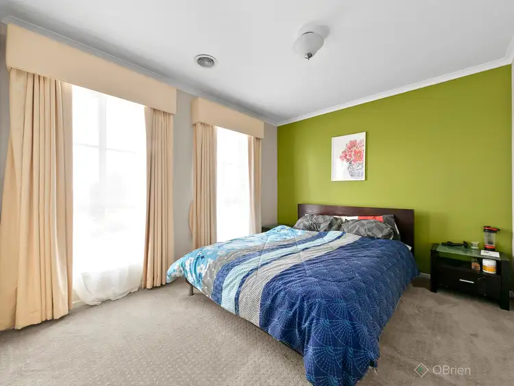 Fifth view of Homely house listing, 10 Shay Close, Narre Warren South VIC 3805