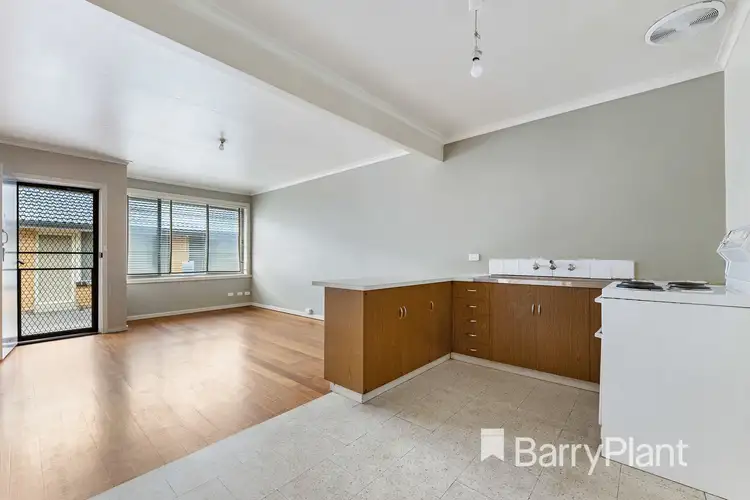 Third view of Homely unit listing, 2/9 Albert Crescent, St Albans VIC 3021