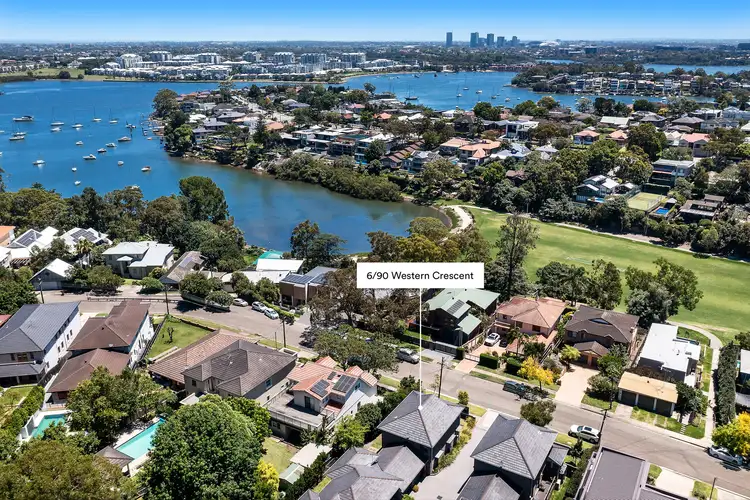 6/90 Western Crescent, Gladesville NSW 2111
