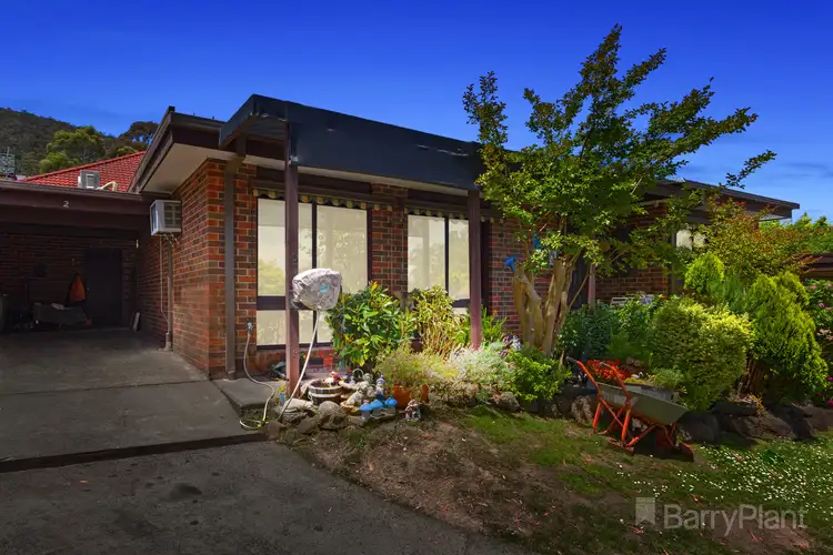 2/13 The Glen, Ferntree Gully VIC 3156