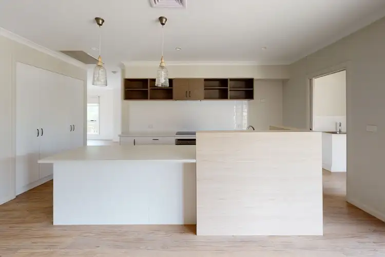 Fourth view of Homely townhouse listing, 3 Philippa Crescent, Mildura VIC 3500