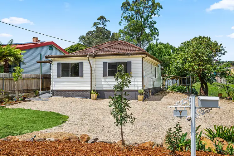 7 George Street, Berkeley NSW 2506
