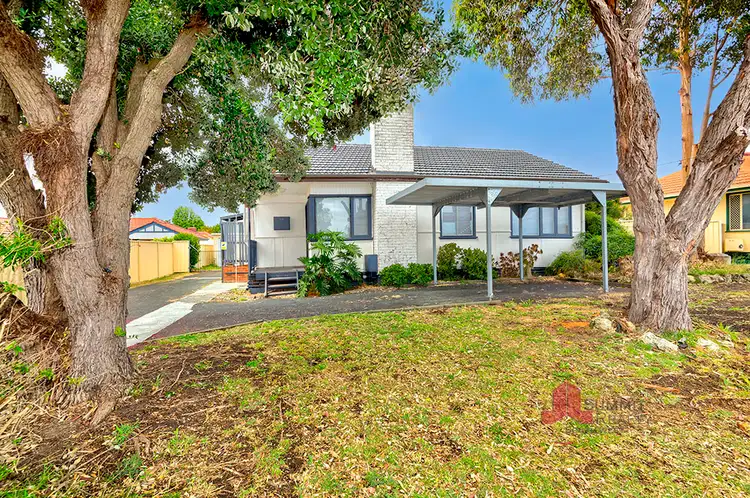 47 Hands Avenue, Carey Park WA 6230