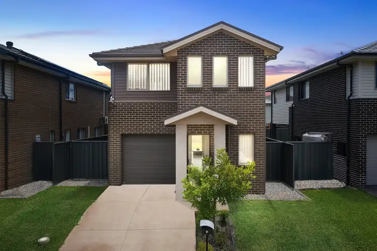 9 Oakmont Place, Woongarrah NSW 2259