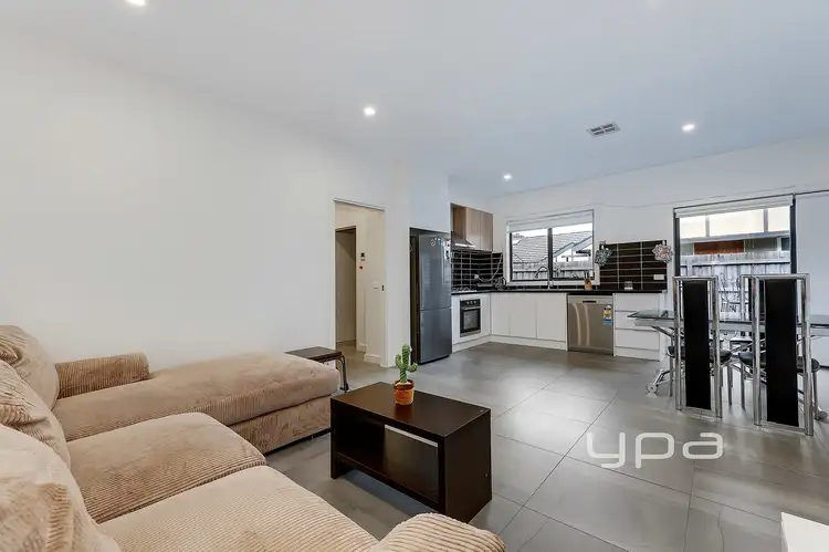 Second view of Homely house listing, 3/3 Alexander Court, Broadmeadows VIC 3047