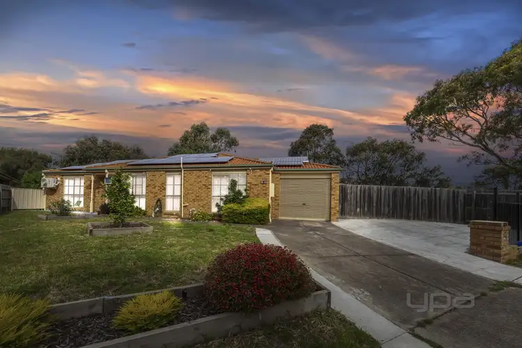 2/53 Dundee Way, Sydenham VIC 3037