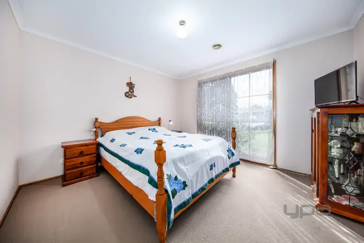 Fifth view of Homely unit listing, 2/53 Dundee Way, Sydenham VIC 3037