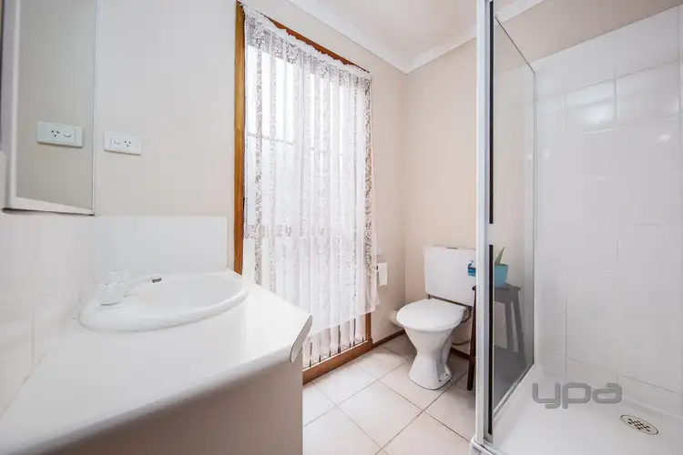 Sixth view of Homely unit listing, 2/53 Dundee Way, Sydenham VIC 3037