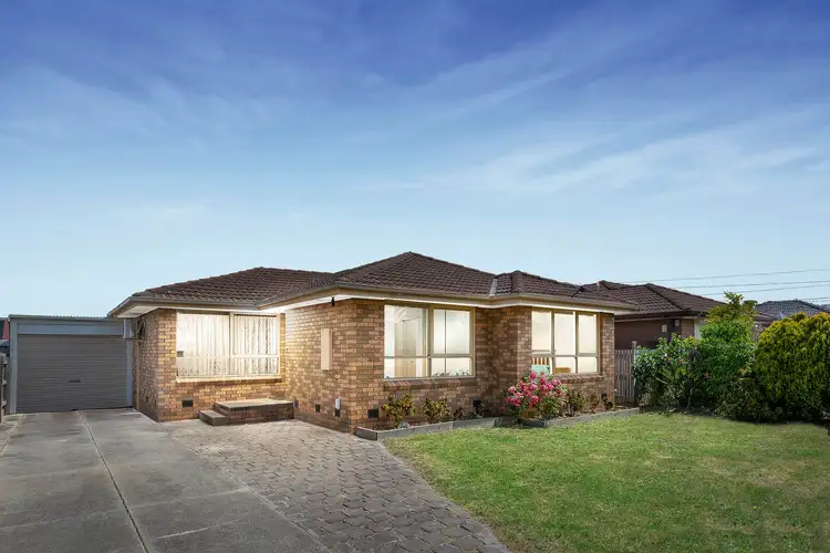 13 Finningley Drive, Tullamarine VIC 3043