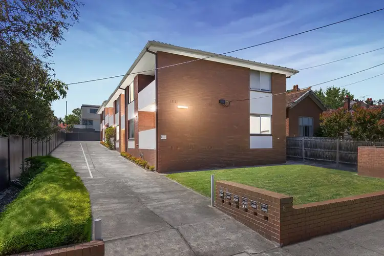 Main view of Homely unit listing, 1/8 Violet Street, Essendon VIC 3040