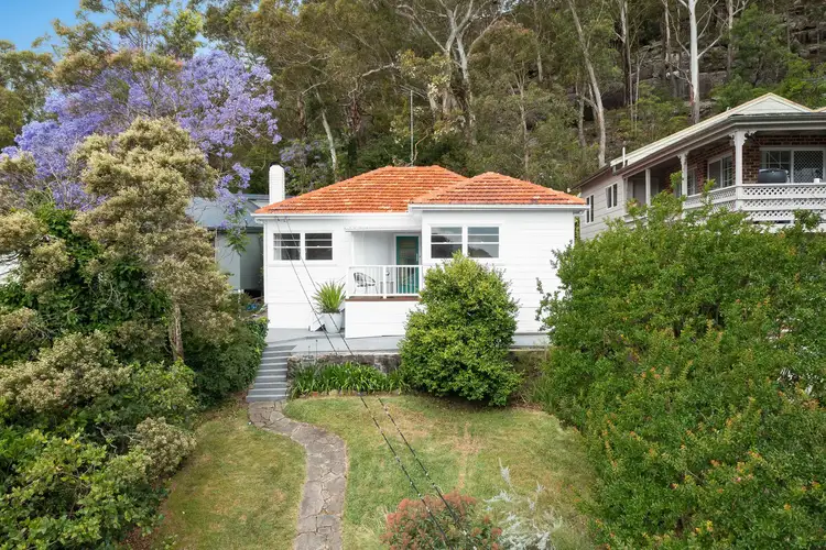 96 Prince Edward Park Road, Woronora NSW 2232
