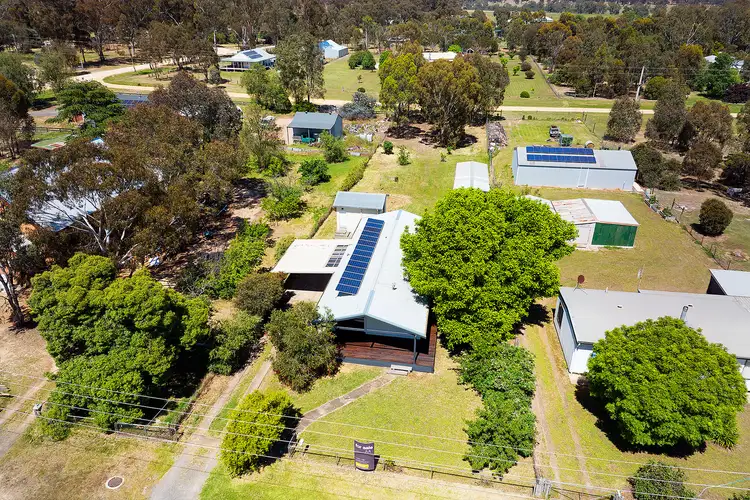 24 Church Street, Newstead VIC 3462