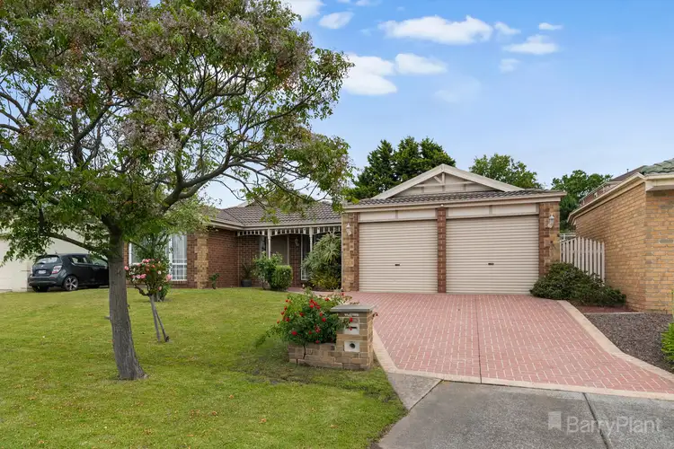 10 Lochard Terrace, Narre Warren South VIC 3805