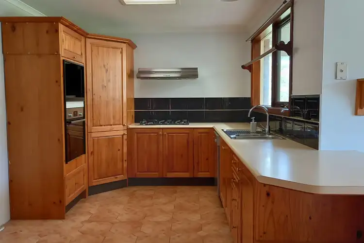 Third view of Homely house listing, 2 Hardman Court, Endeavour Hills VIC 3802