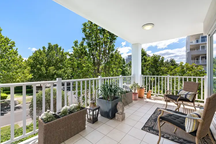 25/1 Juniper Drive, Breakfast Point NSW 2137