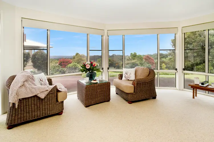14 Lorikeet Lane, Maleny QLD 4552