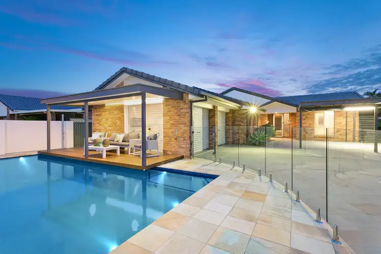 247 Nineteenth Avenue, Elanora QLD 4221