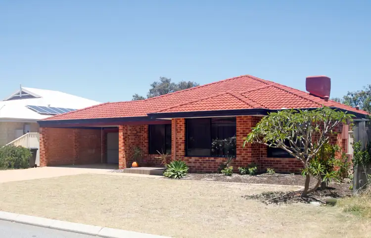 7 Coulteri Nook, Canning Vale WA 6155